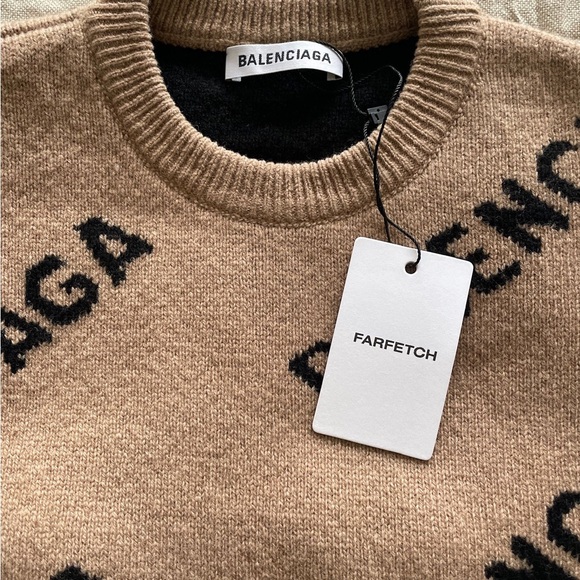 Balenciaga sweater - Picture 4 of 8